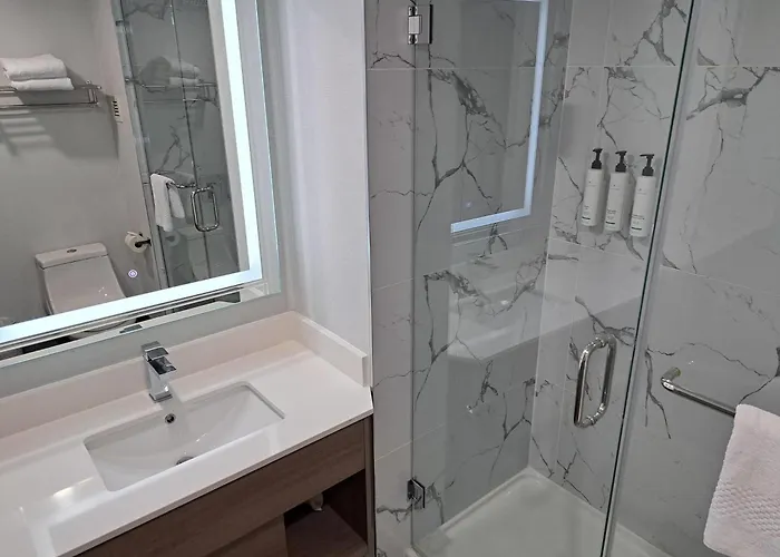 Comfort Hotel Vancouver Airport Richmond